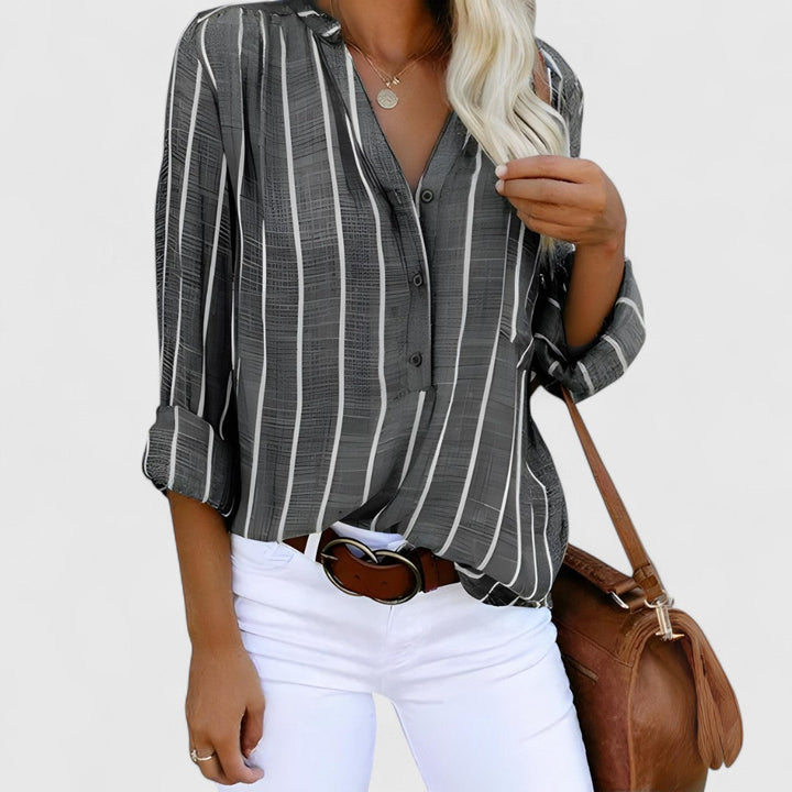 LYNETTE | Striped Blouse with Relaxed Elegance