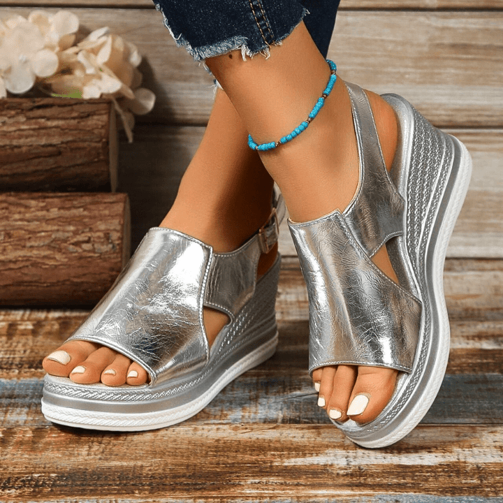 SOLEA | Elegant Orthopedic Sandals for All-Day Comfort
