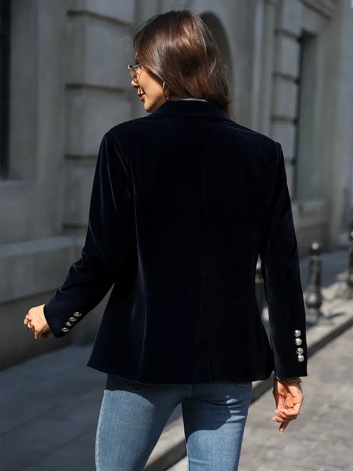 SERENYA | Elegant Velvet Blazer