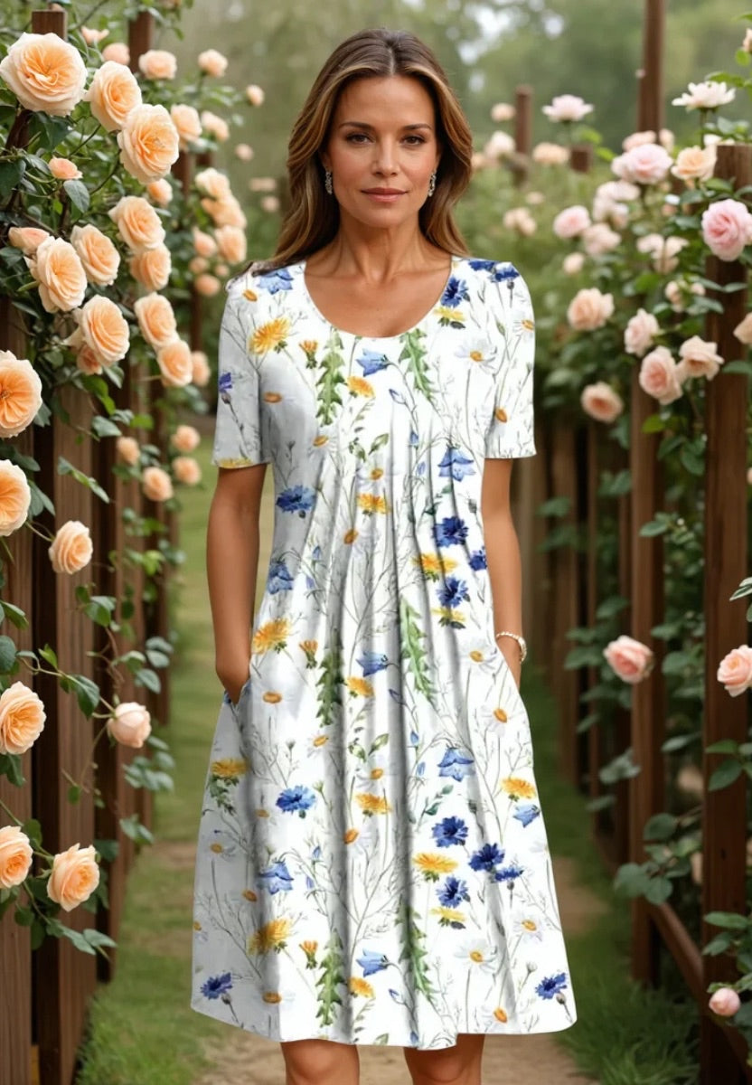 LUNA | Flowy Printed Midi Dress